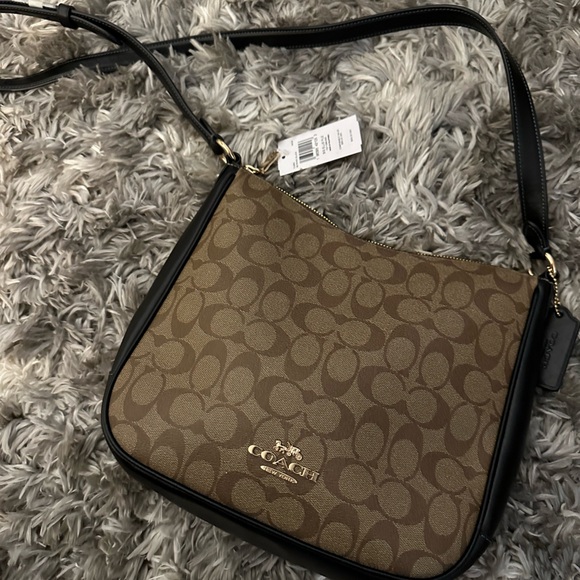 Coach Ellie File Bag in Signature Canvas - Picture 1 of 6
